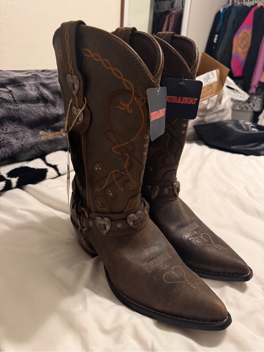 Men's Boots Identification